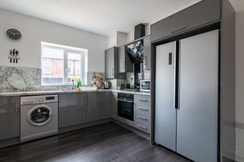 Fantastic Brand New Home