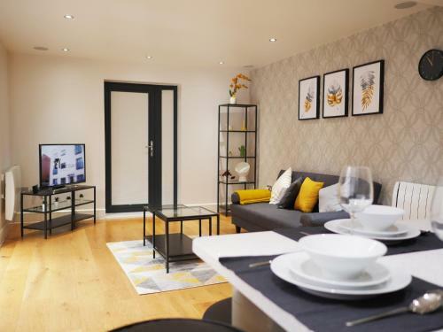 The Elm Serviced Apartments Camberley