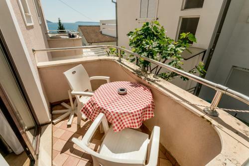 Apartments Maslina