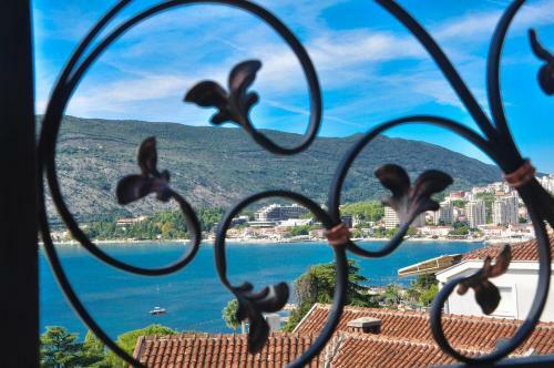 Hostal Apartments Pavlovic
