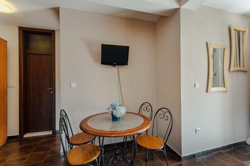 Apartments Miljan I Ranko