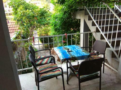 Apartments Laros