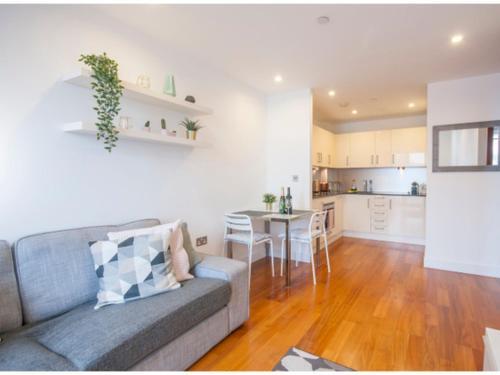 The Most Central Apartment In Cardiff