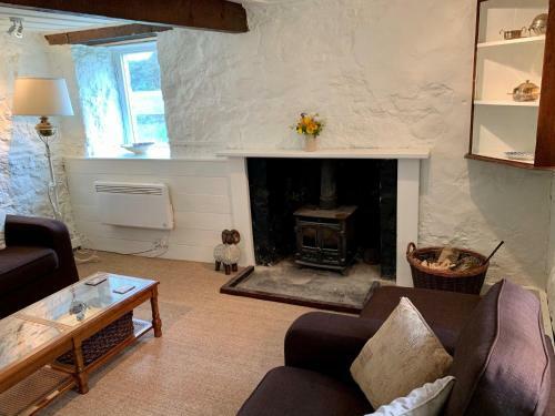 Agroturismo Beananach Cottage, Rustic Charm And Simple Living