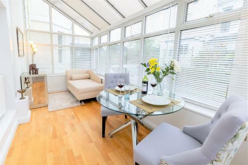 10 Sydneham - Luxury Apartments