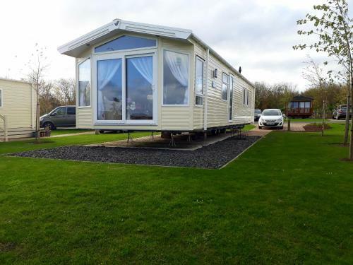 Aspen Retreat, Haggerston Castle