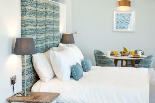 Sandhills Apartments, Mudeford
