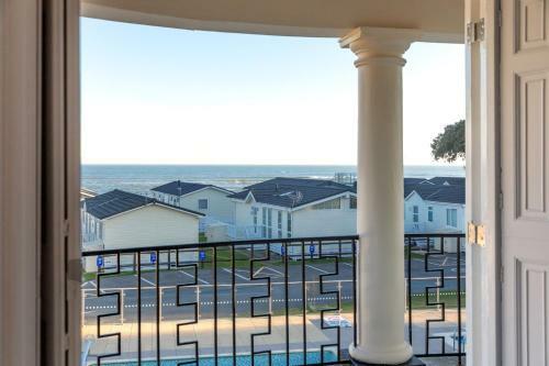 Sandhills Apartments, Mudeford