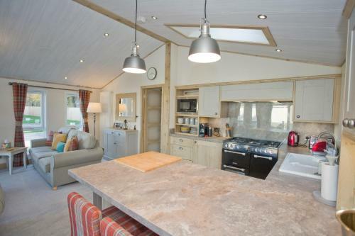 6 Berth Luxury Lodge In Christchurch Dorset