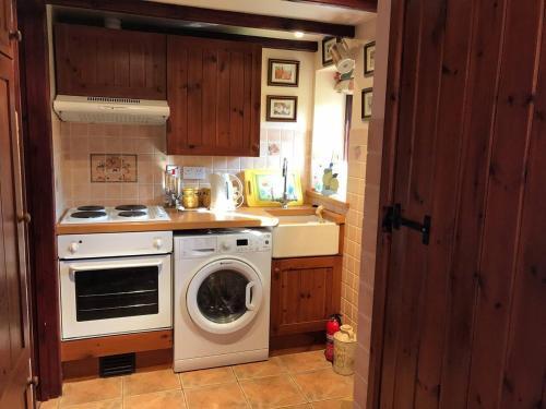 Impeccable 1-bed Cottage Near Corwen