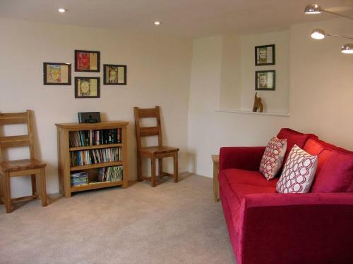 West Henstill House, Crediton