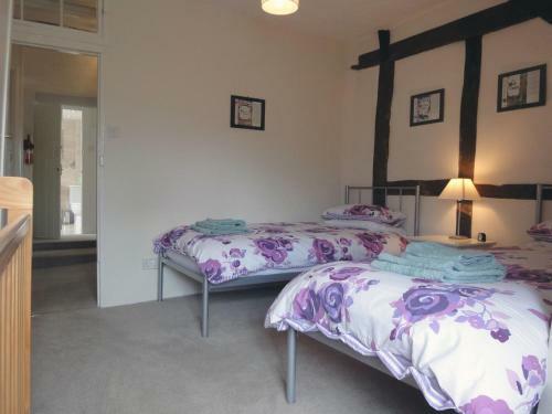 West Henstill House, Crediton
