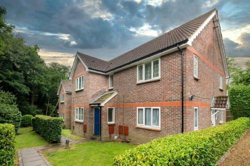 Sublime Stays Thornhill 1 Bed Apartment Crawley