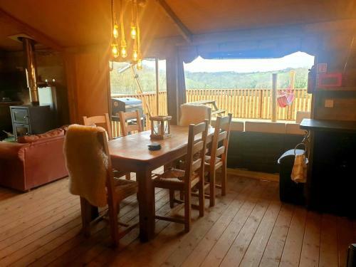Luxury Safari Lodge Surrounded By Deer!! 'roe'