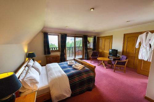 Explorers Lodge