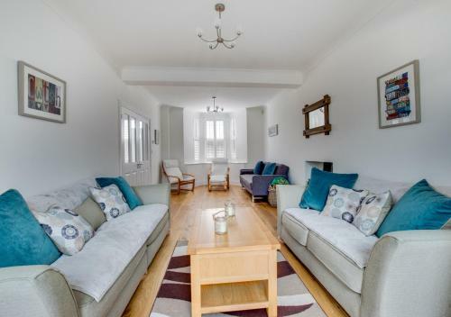 Llety Celyn - The Hollies