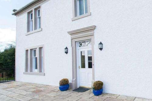 Balmeadowside Farmhouse Near Cupar Fife