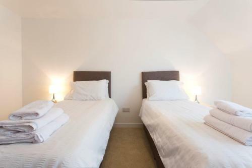 Remarkable 2-bed Apartment In Culross