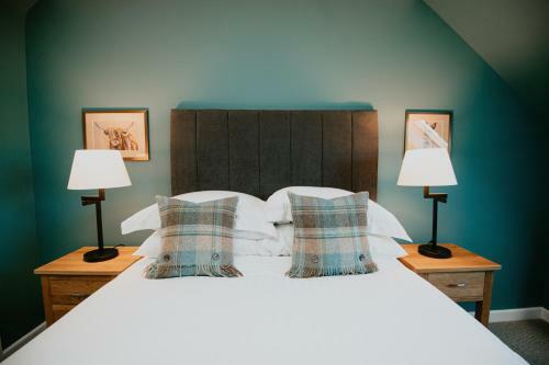 The Seafield Arms Hotel Cullen - Self Catering