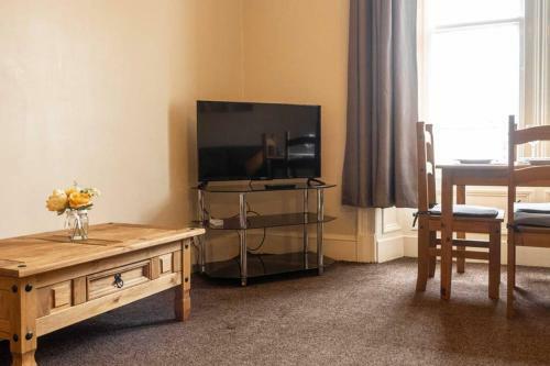 ? Central, Spacious Apartment Close To University?