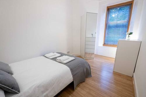 Apartamento ? Spacious 2 Bed Flat, Close To University ?