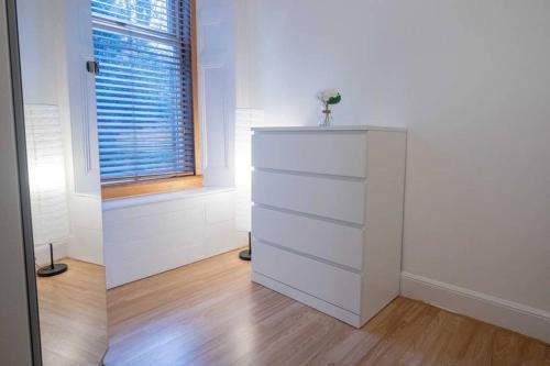 Apartamento ? Spacious 2 Bed Flat, Close To University ?