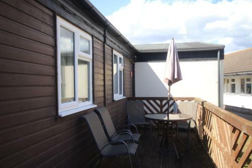 41b Medmerry Park 2 Bedroom Chalet - No Manual Workers Allowed