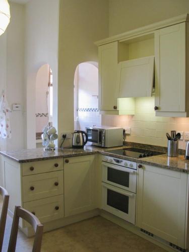 Apartamento Spacious Homely Flat - Sleeps 6