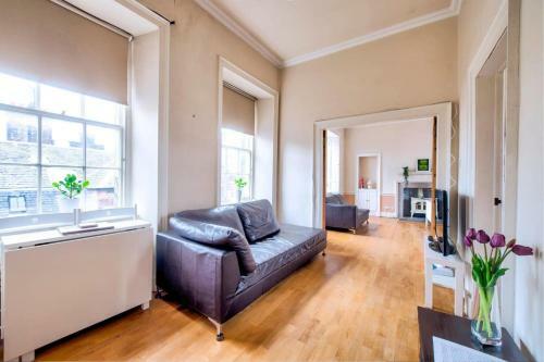 Apartamento Guestready - Cosy 2br Top Floor Apt At World's End