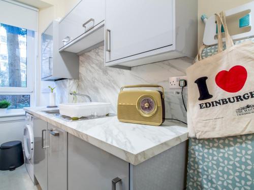 Apartamento Stylish & Charming Retreat For 2- City Centre!