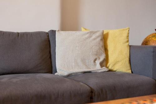 Apartamento Spacious Traditional 3 Bedroom Flat In New Town