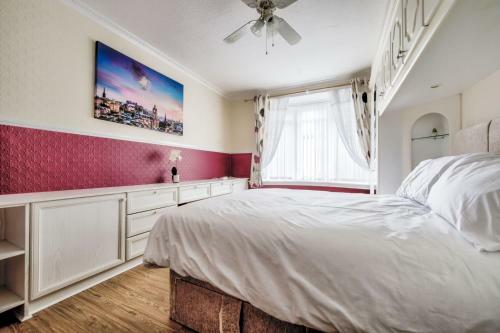 Pilton Avenue House