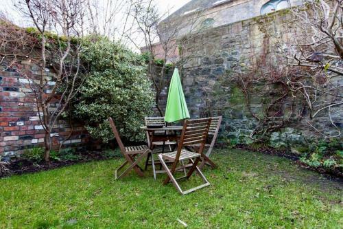 Gorgeous Home In Vibrant Leith - Sleeps 6