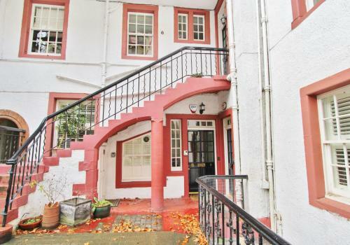 Apartamento 3 Bed Apt In Historic Ramsay Garden