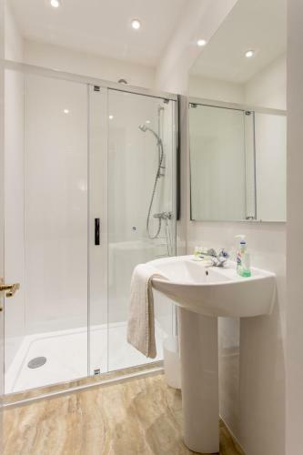 Apartamento Altido Spacious 3-bed By The Meadows