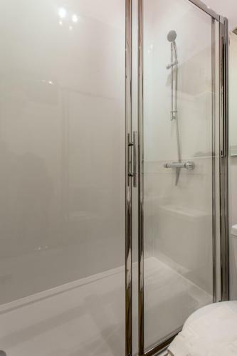 Apartamento Altido Spacious 3-bed By The Meadows