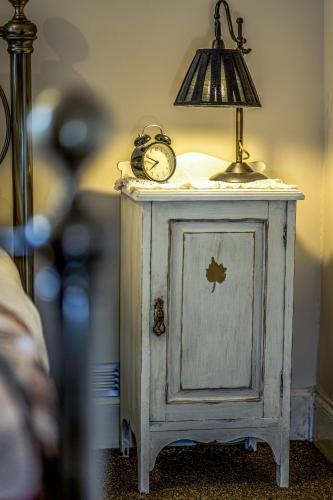 Silver Lining - Quiet St Patrick City Apartment