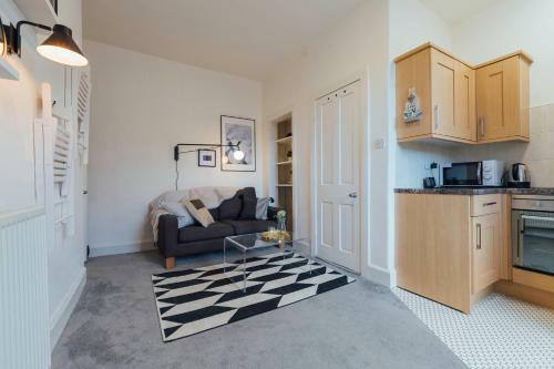 Stylish And Comfortable City Centre Apartment