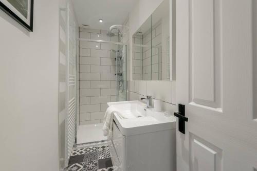Apartamento Elegant And Modern Apt In Edinburgh City Centre