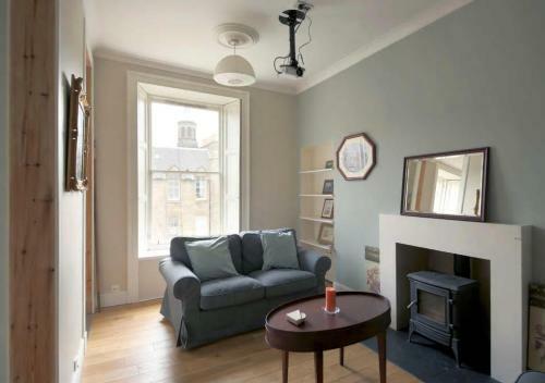 Altido Edinburgh Spacious Apartment - Royal Mile