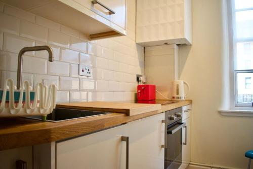 Apartamento Charming City Centre Flat Sleeps 4