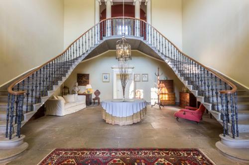 Edrom Chateau Sleeps 26 Wifi