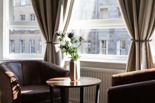 Montgomery Central Apartment