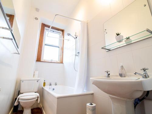 Beautiful Georgian Style Morningside Apartment