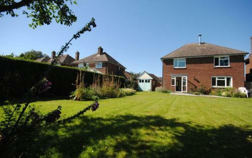 Beacon Square, Emsworth