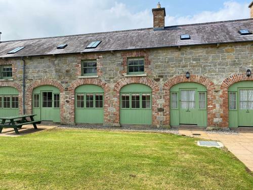 Belle Isle Castle And Cottages
