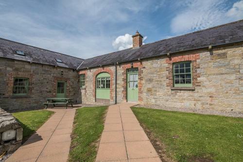 Belle Isle Castle And Cottages