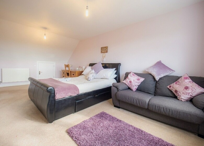 Tlc Exmouth Bed And Breakfast