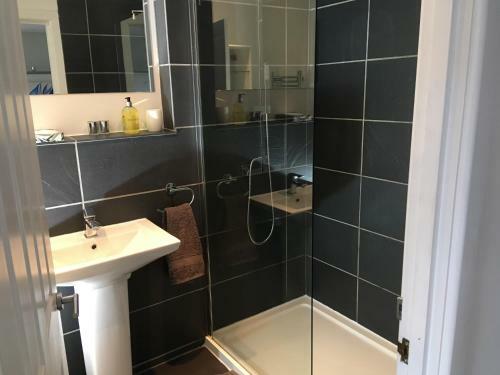 Four Bedroom Town House With Terrace
