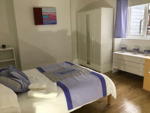 Four Bedroom Town House With Terrace